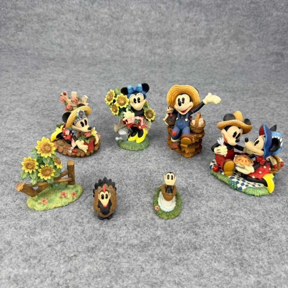 Disney Mickey Minnie Mouse Garden Farm Figurines Figure Lot of 7 Enesco Home